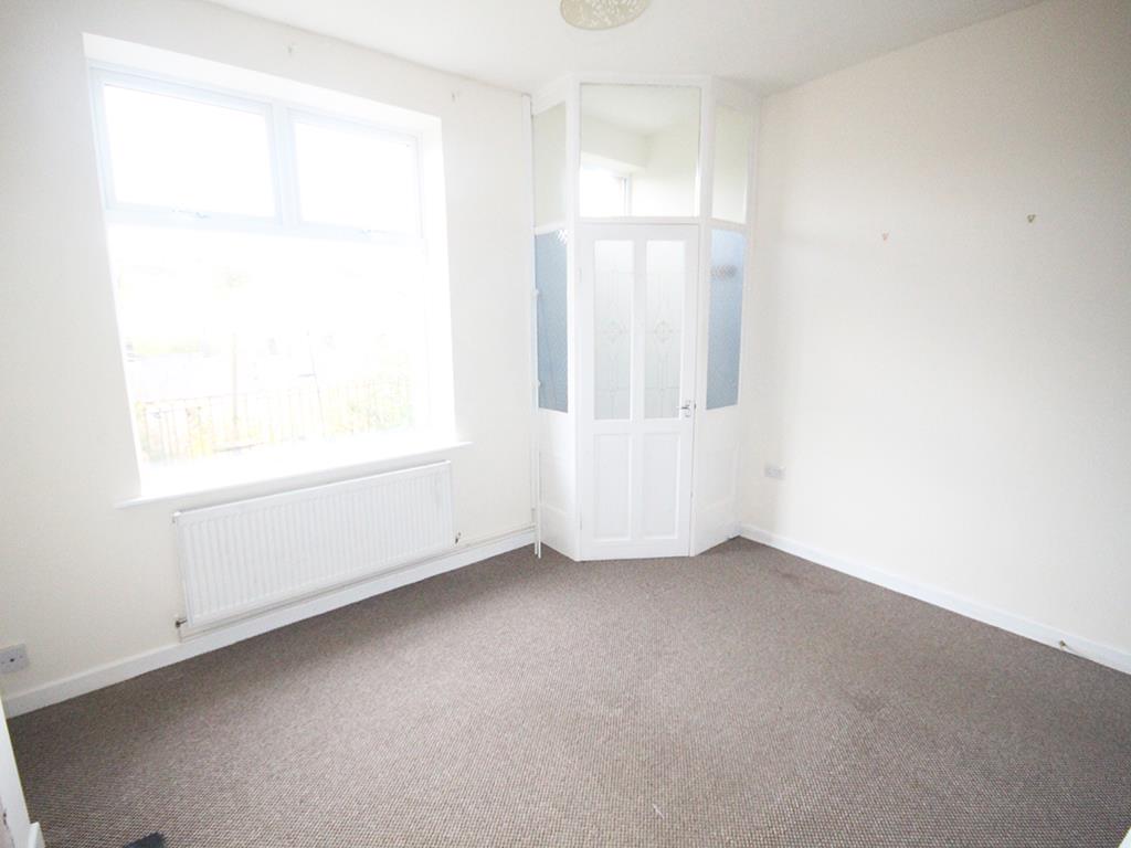 2 bedroom terraced house To Let in Trawden, Colne - IMG_5191.jpg